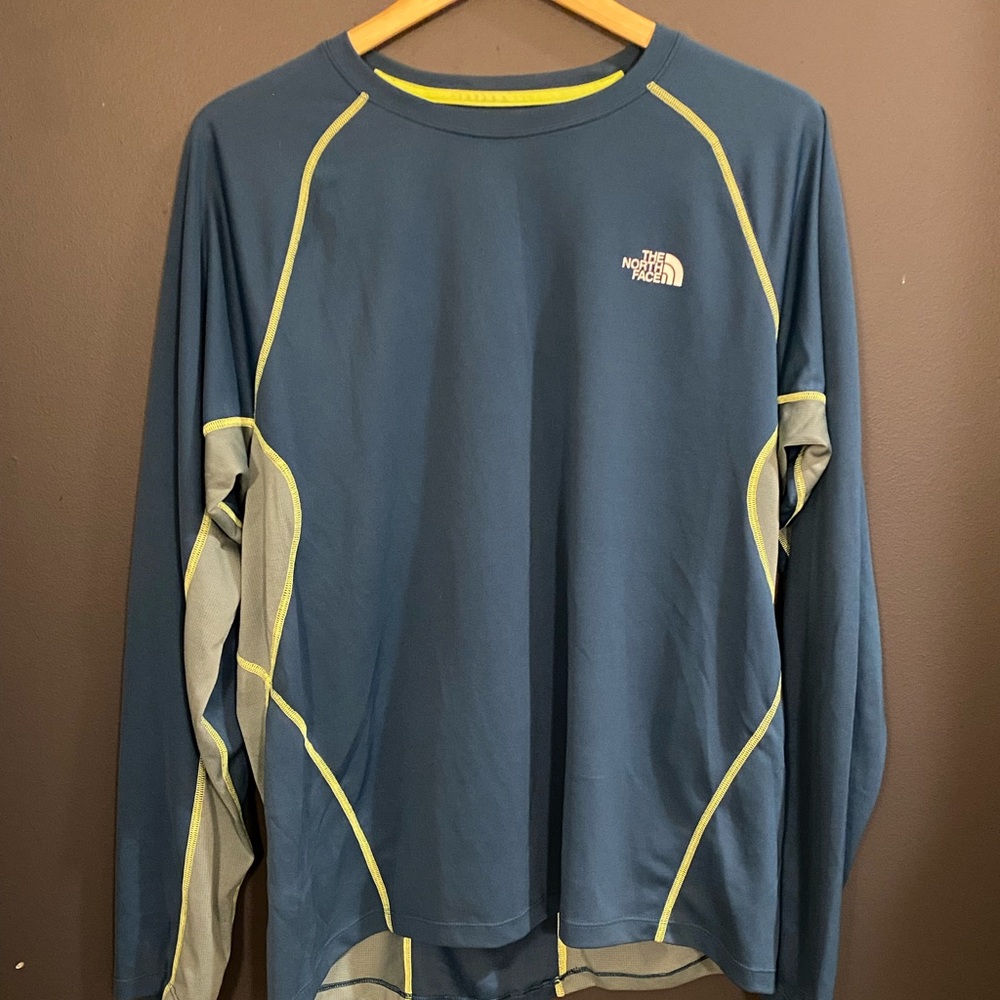 Men’s long sleeve sport shirt